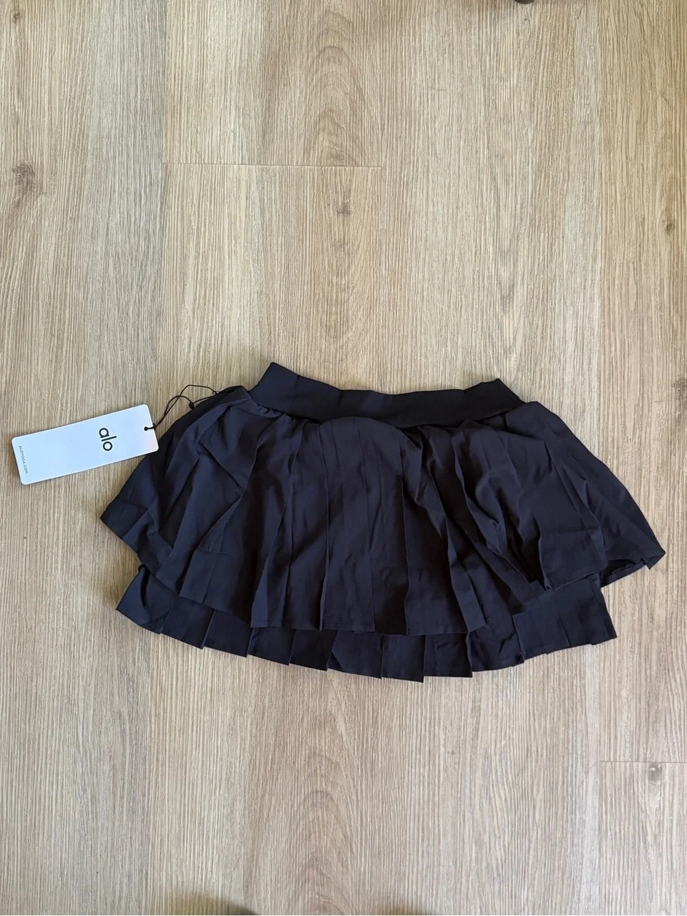 ALO Yoga Black Layered Pleated Mini Skirt